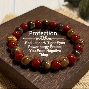 💎4/$20💎Red Jasper and Tiger Eye Beaded Bracelet